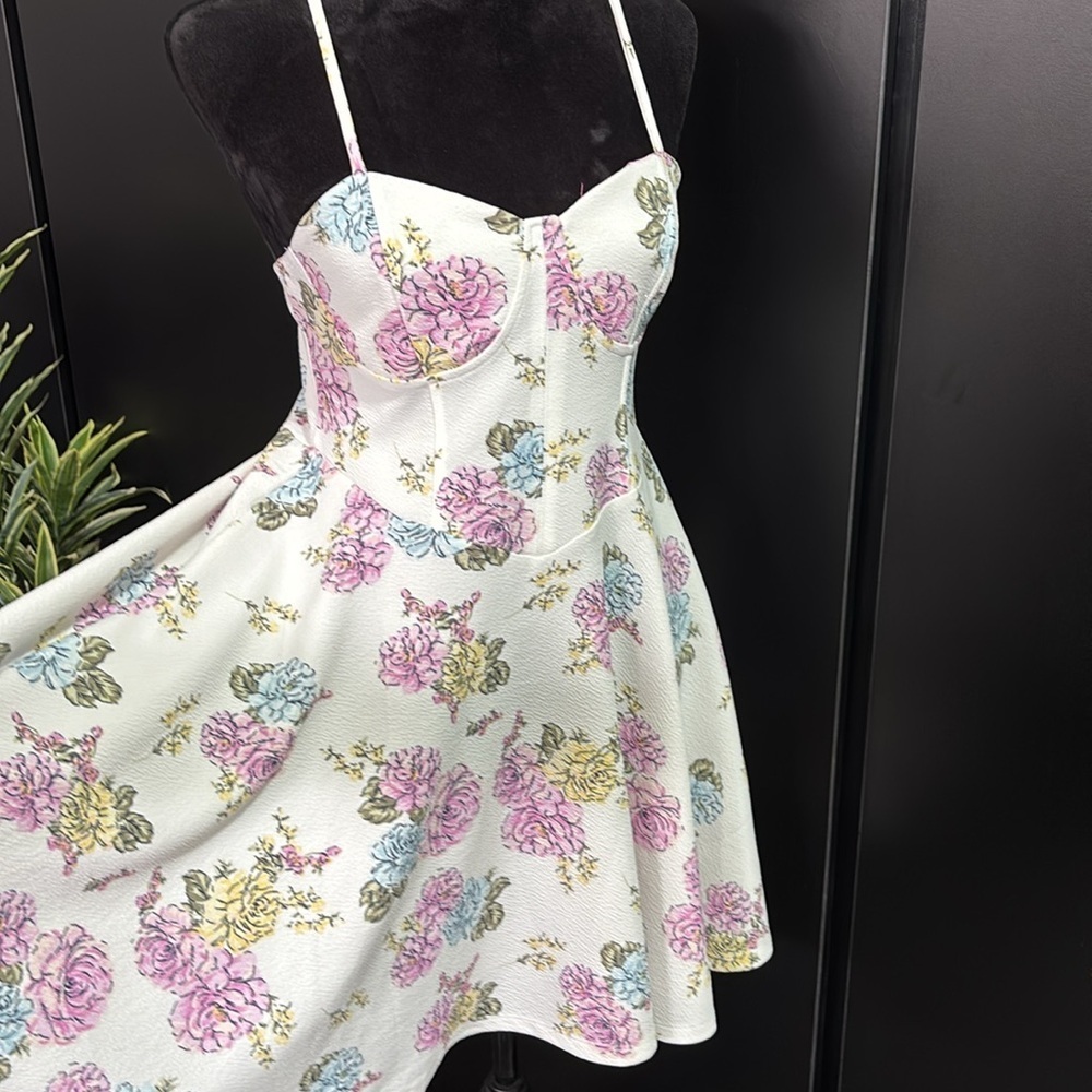 No Comment flowy,floral,adjustable spaghetti strap,bust enhancing, summer